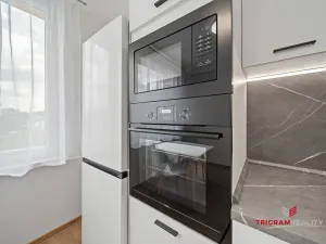 Pronájem bytu 1+1, Hradec Králové - Nový Hradec Králové, Fričova, 38 m2