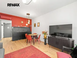 Prodej bytu 2+kk, Praha - Karlín, Sokolovská, 59 m2