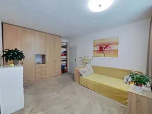 Prodej bytu 3+1, Třebíč, Obránců míru, 74 m2