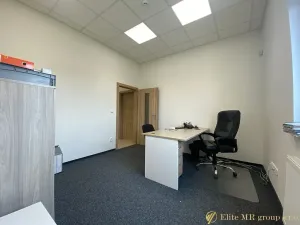 Pronájem kanceláře, Nymburk, Za Žoskou, 14 m2