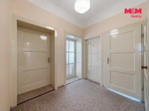 Prodej bytu 4+1, Šumperk, Masarykovo nám., 97 m2