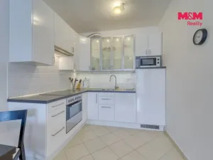 Prodej bytu 2+kk, Praha, Sazovická, 47 m2