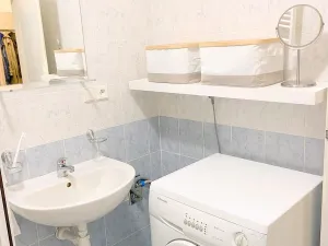 Pronájem bytu 1+kk, Praha - Michle, Elektrárenská, 35 m2