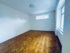 Pronájem bytu 3+1, Praha - Vršovice, Slovinská, 98 m2