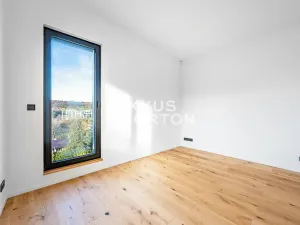 Pronájem rodinného domu, Praha - Stodůlky, Ke Koh-i-nooru, 282 m2