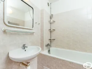 Prodej bytu 1+kk, Praha, Bohumínská, 40 m2