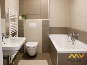 Pronájem bytu 1+kk, Hradec Králové - Nový Hradec Králové, Jana Masaryka, 38 m2