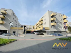Pronájem bytu 1+kk, Hradec Králové - Nový Hradec Králové, Jana Masaryka, 32 m2