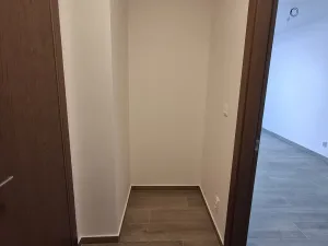Pronájem bytu 2+kk, Teplice, Novoveská, 47 m2