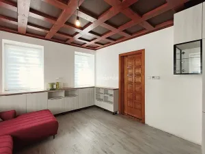 Prodej bytu 2+kk, Osečná - Zábrdí, 43 m2
