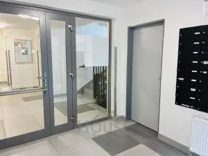 Prodej bytu 2+kk, Praha - Hostivař, Horolezecká, 56 m2