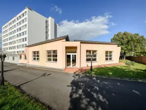 Prodej obchodního prostoru, Praha, Čenětická, 1228 m2