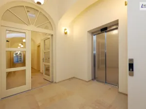 Pronájem bytu 1+kk, Jince, Slavíkova, 27 m2