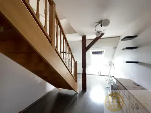 Pronájem bytu 2+1, Tábor, 9. května, 85 m2