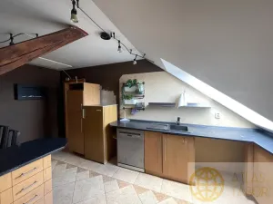 Pronájem bytu 2+1, Tábor, 9. května, 85 m2