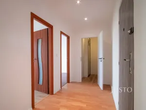 Pronájem bytu 3+1, Praha - Michle, V zápolí, 74 m2
