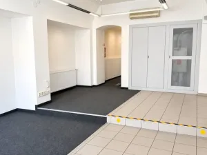 Pronájem kanceláře, Rokycany - Střed, Masarykovo náměstí, 180 m2
