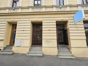 Pronájem obchodního prostoru, Praha, Braunerova, 67 m2