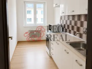 Pronájem bytu 2+1, Náměšť nad Oslavou, 57 m2