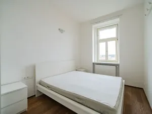 Pronájem bytu 1+1, Praha - Žižkov, Řehořova, 32 m2