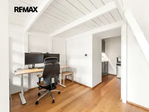 Prodej bytu 1+1, Praha - Karlín, Prvního pluku, 39 m2
