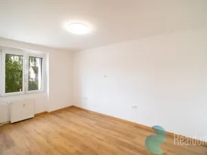 Prodej bytu 2+1, České Budějovice, Zachariášova, 66 m2