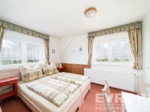Prodej ubytování, Benecko, 425 m2