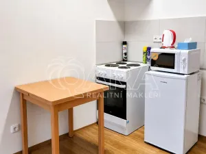 Prodej bytu 1+kk, Praha - Hodkovičky, Pod lysinami, 30 m2