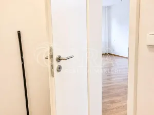 Prodej bytu 1+kk, Praha - Hodkovičky, Pod lysinami, 30 m2
