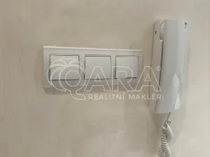 Prodej obchodního prostoru, Praha - Prosek, Veltruská, 22 m2