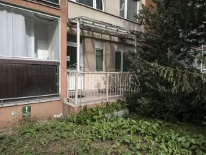 Prodej obchodního prostoru, Praha - Prosek, Veltruská, 22 m2
