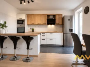 Pronájem bytu 3+1, Hradec Králové, Průmyslová, 92 m2