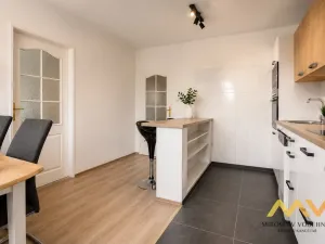 Pronájem bytu 3+1, Hradec Králové, Průmyslová, 92 m2