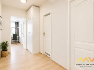 Pronájem bytu 3+1, Hradec Králové, Průmyslová, 92 m2