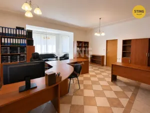 Pronájem kanceláře, Český Těšín, Ostravská, 161 m2
