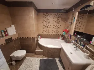 Pronájem bytu 3+kk, Praha - Horní Měcholupy, Veronské nám., 65 m2