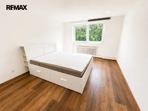 Pronájem bytu 2+1, Solenice, 51 m2