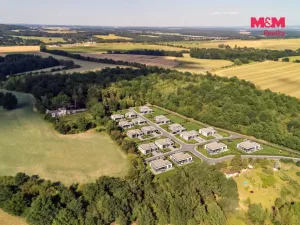 Prodej komerčního pozemku, Líšťany, 8154 m2