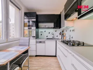 Pronájem bytu 3+1, Mariánské Lázně - Úšovice, Podhorská, 63 m2