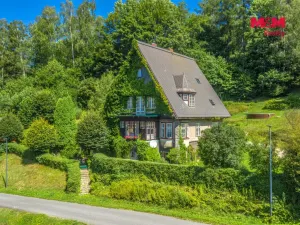 Prodej rodinného domu, Desná - Desná I, Zásnubní, 450 m2