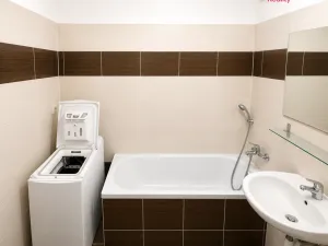 Prodej bytu 4+kk, Pardubice - Černá za Bory, Na Vsi, 74 m2
