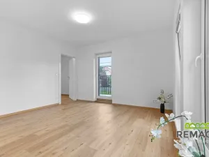 Pronájem bytu 2+kk, Uherské Hradiště, Lesní, 44 m2