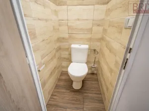 Pronájem bytu 2+kk, Praha, Drimlova, 43 m2