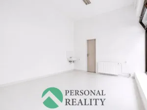 Pronájem obchodního prostoru, Mariánské Lázně, Hlavní třída, 22 m2