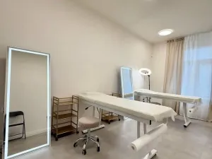 Pronájem obchodního prostoru, Praha - Vysočany, Trakční, 57 m2