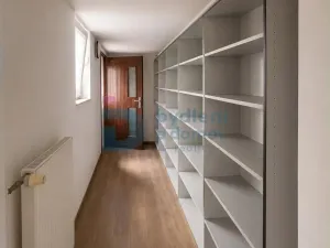 Prodej rodinného domu, Prostějov, Husovo nám., 416 m2