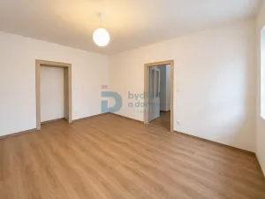 Prodej rodinného domu, Prostějov, Husovo nám., 416 m2
