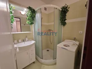 Prodej bytu 3+1, Chýnov, U Kuželníku, 76 m2