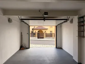 Prodej garáže, Děčín, Resslova, 31 m2