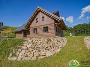 Prodej chalupy, Staré Město - Chrastice, Hynčice pod Sušinou, 288 m2